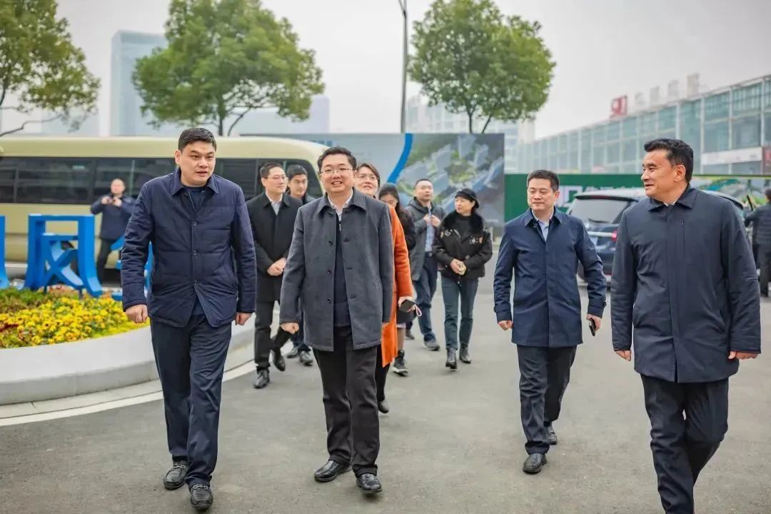 要闻动态｜无锡梁溪区领导带队参观科教城“金凤凰”人才公寓